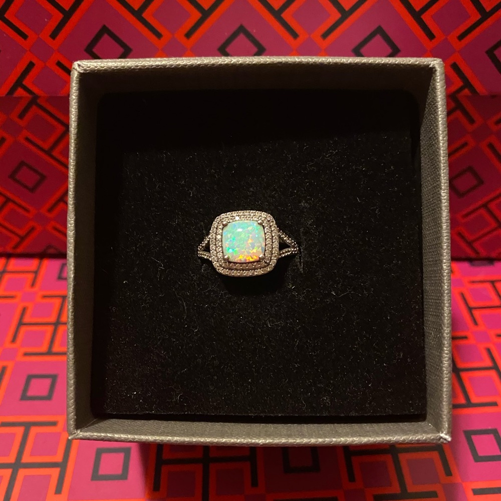 Opal/diamond necklace and ring set